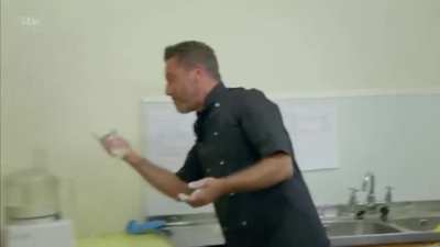 Gino D'Acampo shows Gordon Ramsay how to make Ravioli