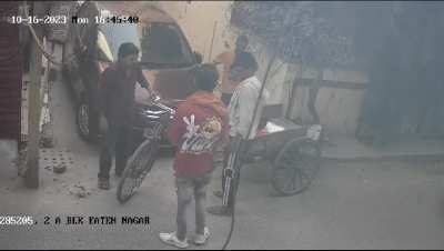 Iss shehar ko ye hua kya 