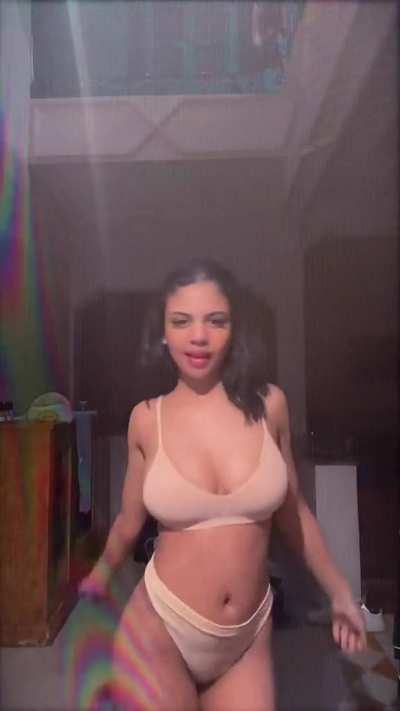 these tits really need 2 strong mouths so bring a friend