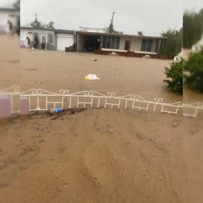 Vid with a few random pics from Hurricane Fiona on Puerto Rico. In the upcoming hours/days we will know more. September 18, 2022.