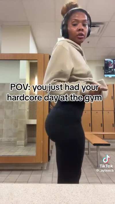 Superb booty 🍑