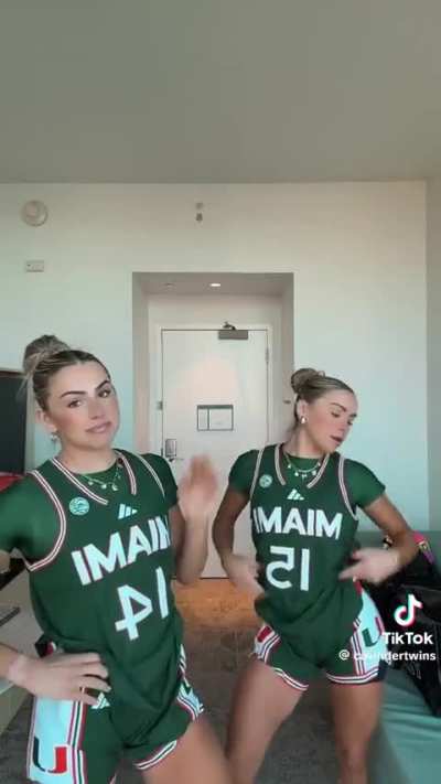 Tik tok baddies 