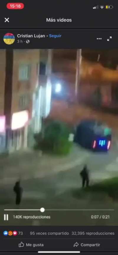 El video donde muestra quien quemó el hotel en Cali. Y después dicen que fueron los que protestaban.