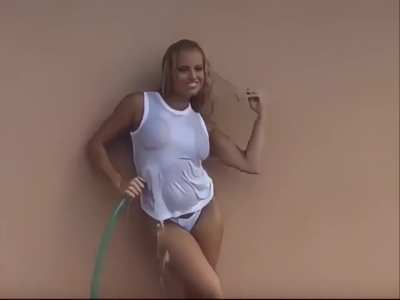 Trish Stratus 