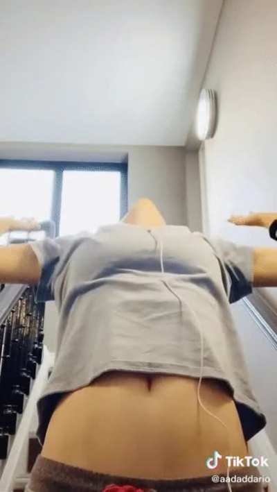 Stretching - GIF