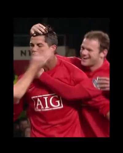 Created this animation by manually matching 45 images and 2 videos of Cristiano Ronaldo.