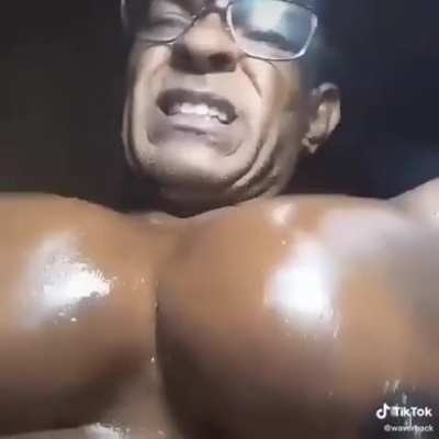 😳