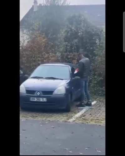 Renault strikes back