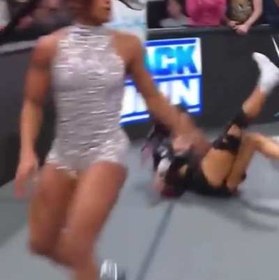 Dakota Kai