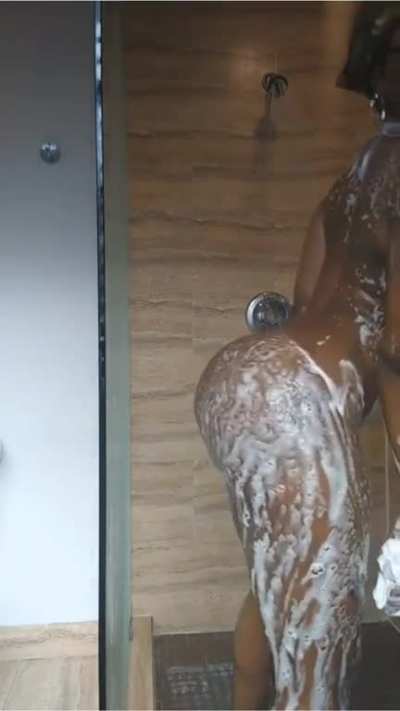 Bubble booty