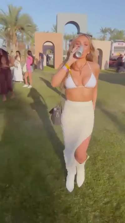 Natalie Alyn Lind