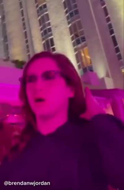 This is a message to all the flopqueens with anamaxxer bfs