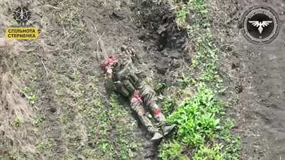 Ukrainian drone hits Russian soldier playing dead