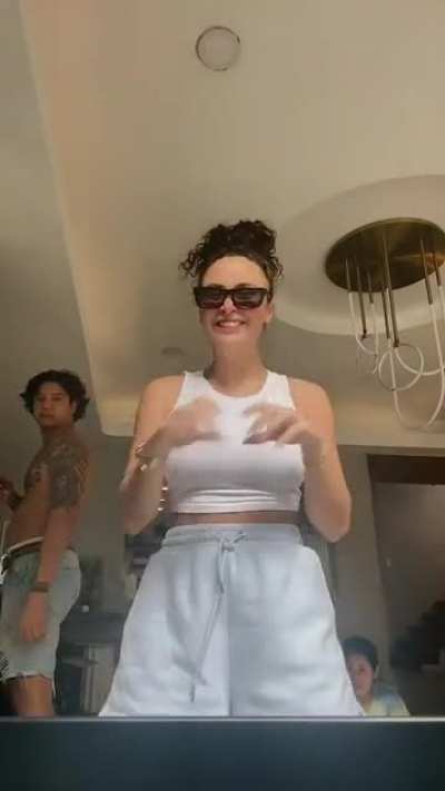 Yassi Pressman