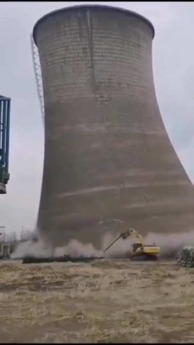 I hope that excavator driver has an extra pair of undies.