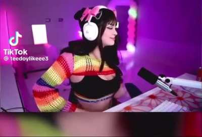 AriGa<wbr>mePla<wbr>ys_19<wbr>98 - Video #9302