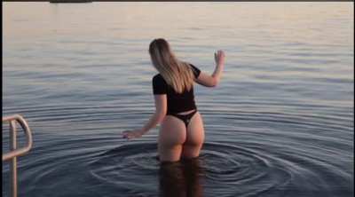 My all time favorite clip of her 🍑