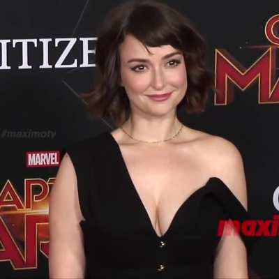 Captain Marvel photo line