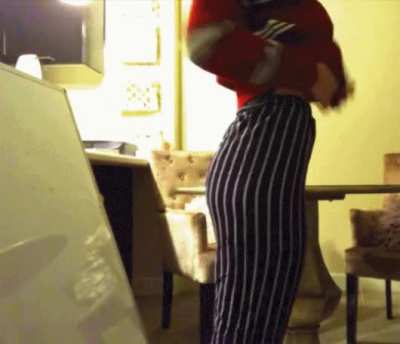 Jiggle jiggle