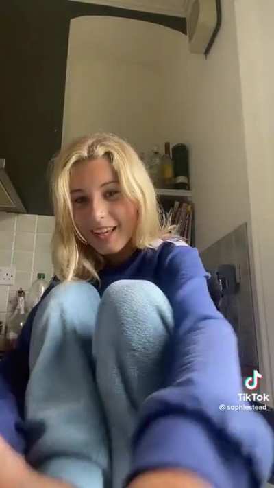 @sophiestead_ on tiktok