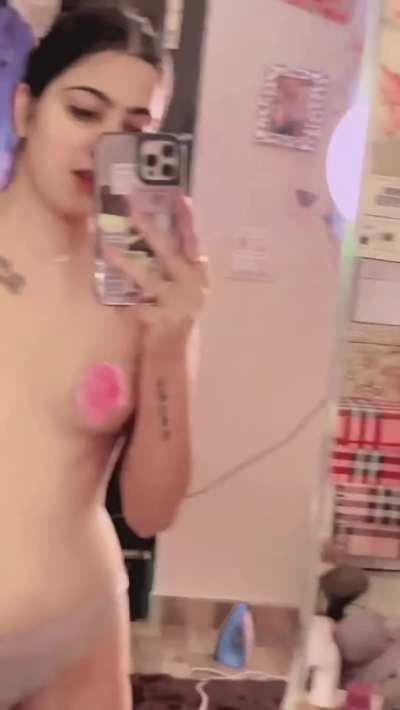Petite & Topless
