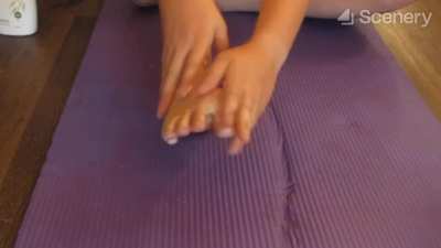 Do you like my pretty pink soles? Perfect massage 💦 after a long sweaty run [oc] See the full video OF: @mass<wbr>agece<wbr>ntral<wbr>, hope to see you there ;)