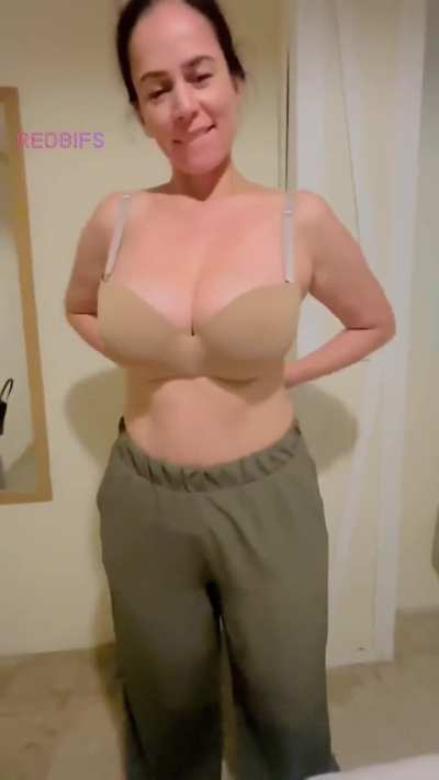 Housewife reveal…