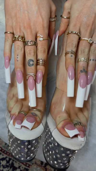 Any love for XXXL square French nails of Spicy<wbr>tatto<wbr>odoll with matching toe nails?