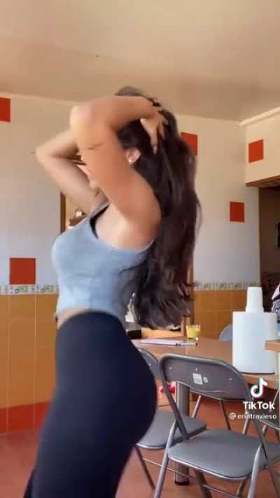 Braced up teen slut? In leggings? LFG😍