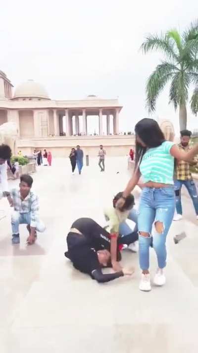 To impress the lady