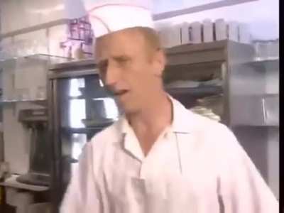 🤨