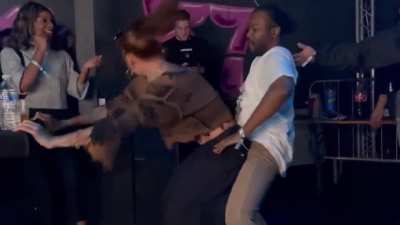Adele look-alike Grinding Video Goes Viral