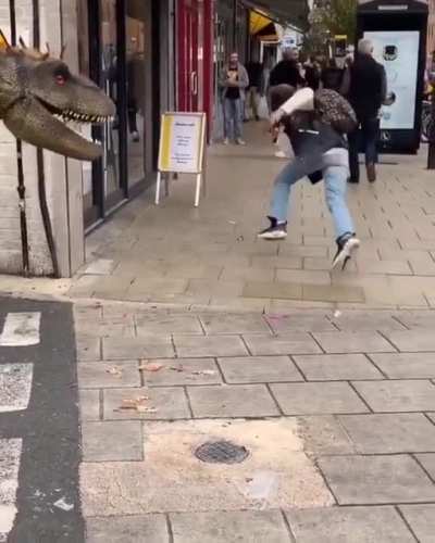 Run!