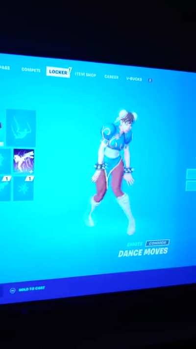 Friend's reaction to seeing chun-li in fortnite