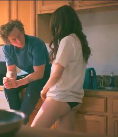 Molly Gordon | Season 2 Episode 8 of âThe Bearâ