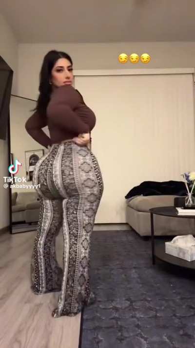 Can’t wait till she drops her OF hopefully she’ll get serious about her content then