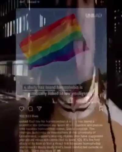 •_•