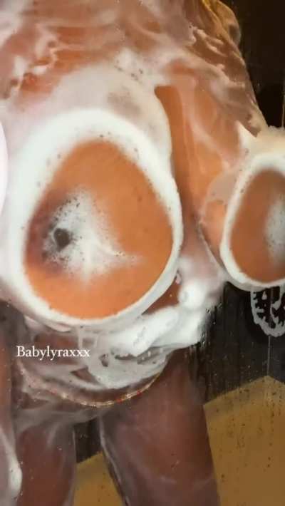 Soapy titties 🧼💦