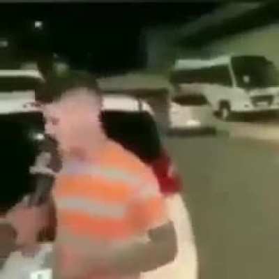 😳