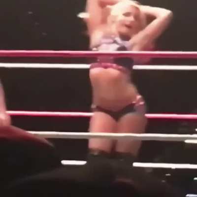 Alexa Bliss dancing (upscaled 60 fps)