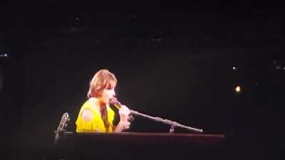 Surprise Songs from Melbourne Night 1- Red & You're Losing Me (clear audio)
