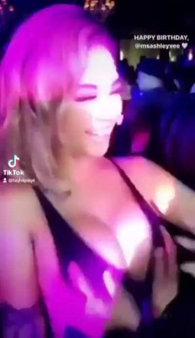 gropeboobs - Video #7800