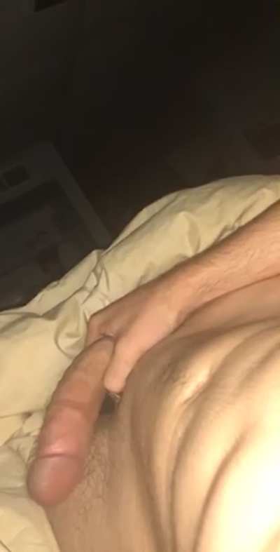 Where the femboys or girls at