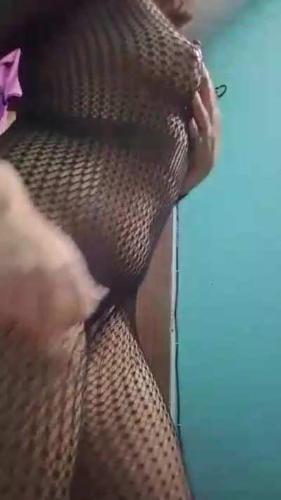 It's time to dominate you with my huge ass (f)