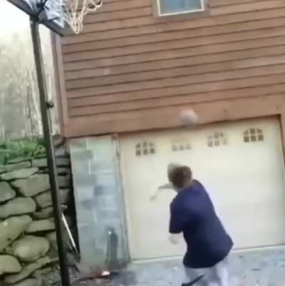 Good thing the video stopped he could've gotten hit