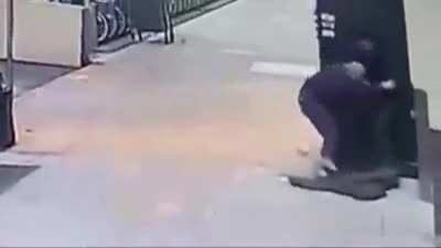 Man offers his coat to a homeless person only to be robbed.