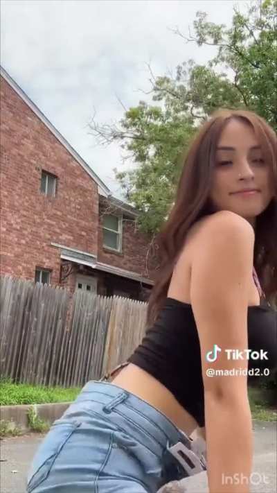 She’s so hottt