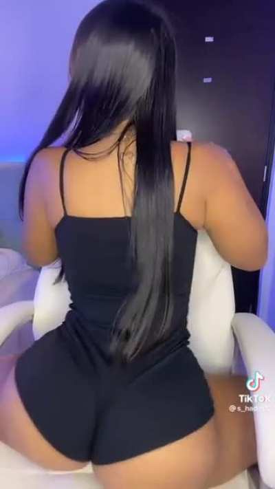 YUMMY 🍑🍑🍑