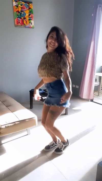 Here is my little transformation and drop ! How do you prefer me? 🥰🥰 Wait for the end 🤣