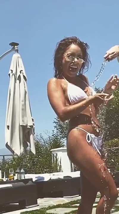Vanessa Hudgens